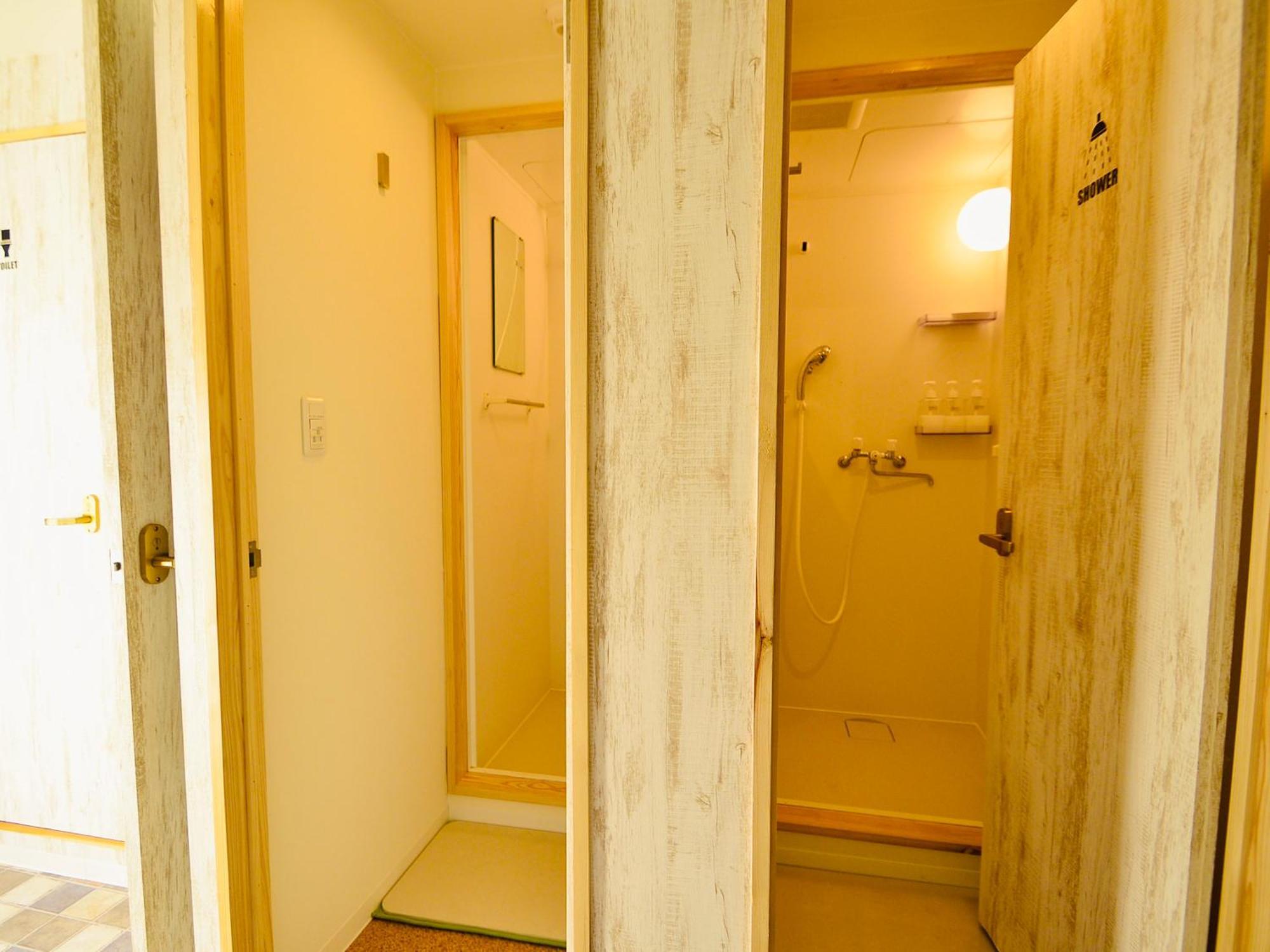 R Guest House Oszaka Kültér fotó